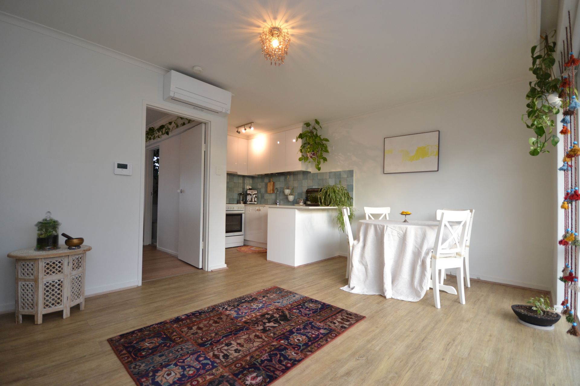 EXQUISITE INTERIORS, IMPECCABLE LOCATION