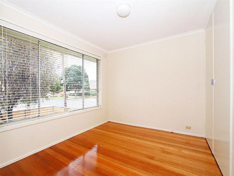 MONTH-TO-MONTH LEASE ONLY