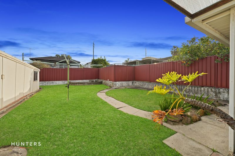 18 Orleans Crescent, Toongabbie