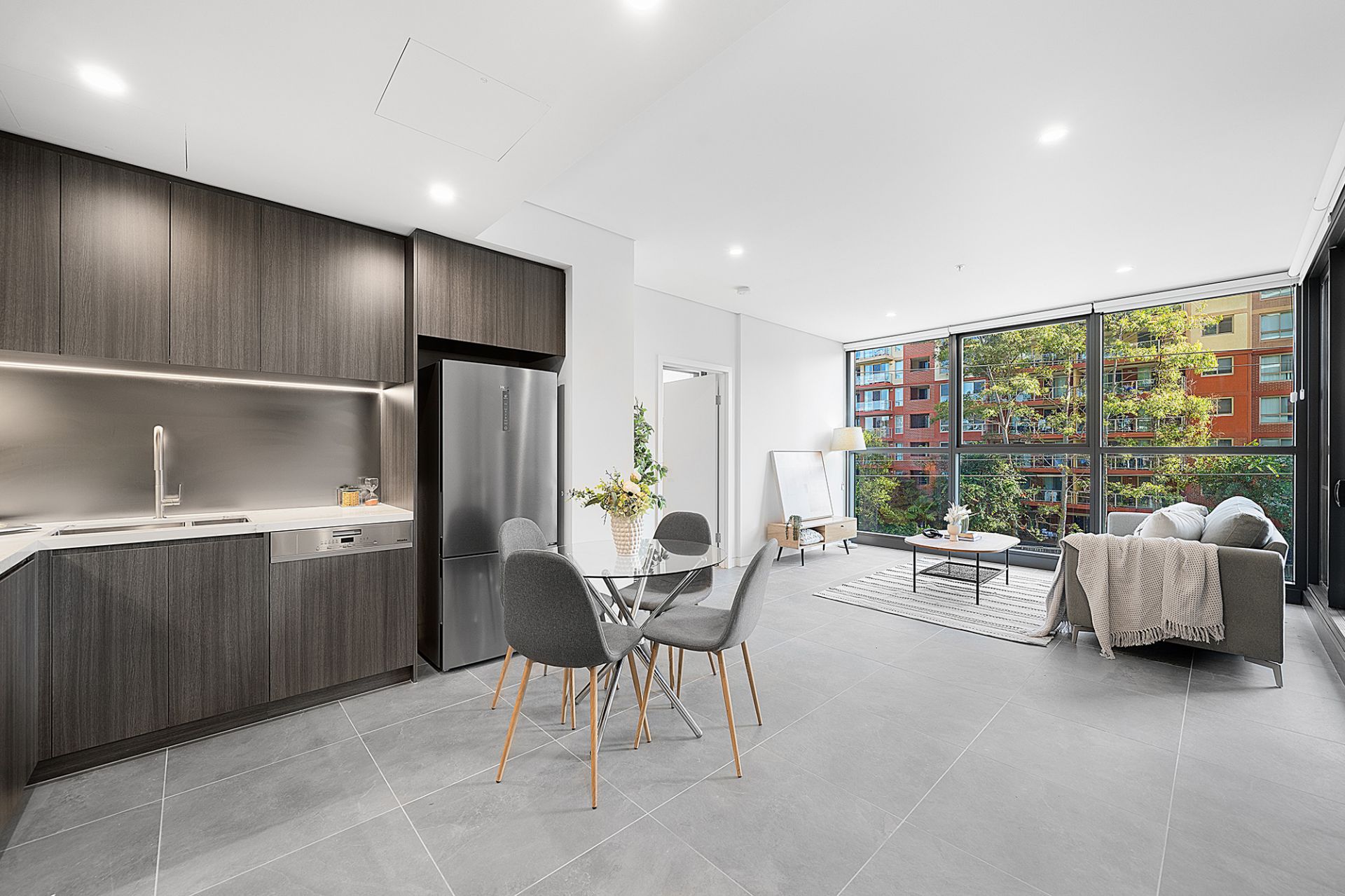 210/7 Nipper Street, Homebush, Homebush - Thumbnail 2