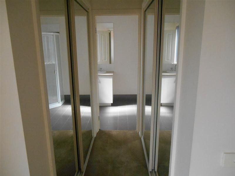 MODERN AND STYLISH TOWNHOUSE IN QUIET LOCATION!
