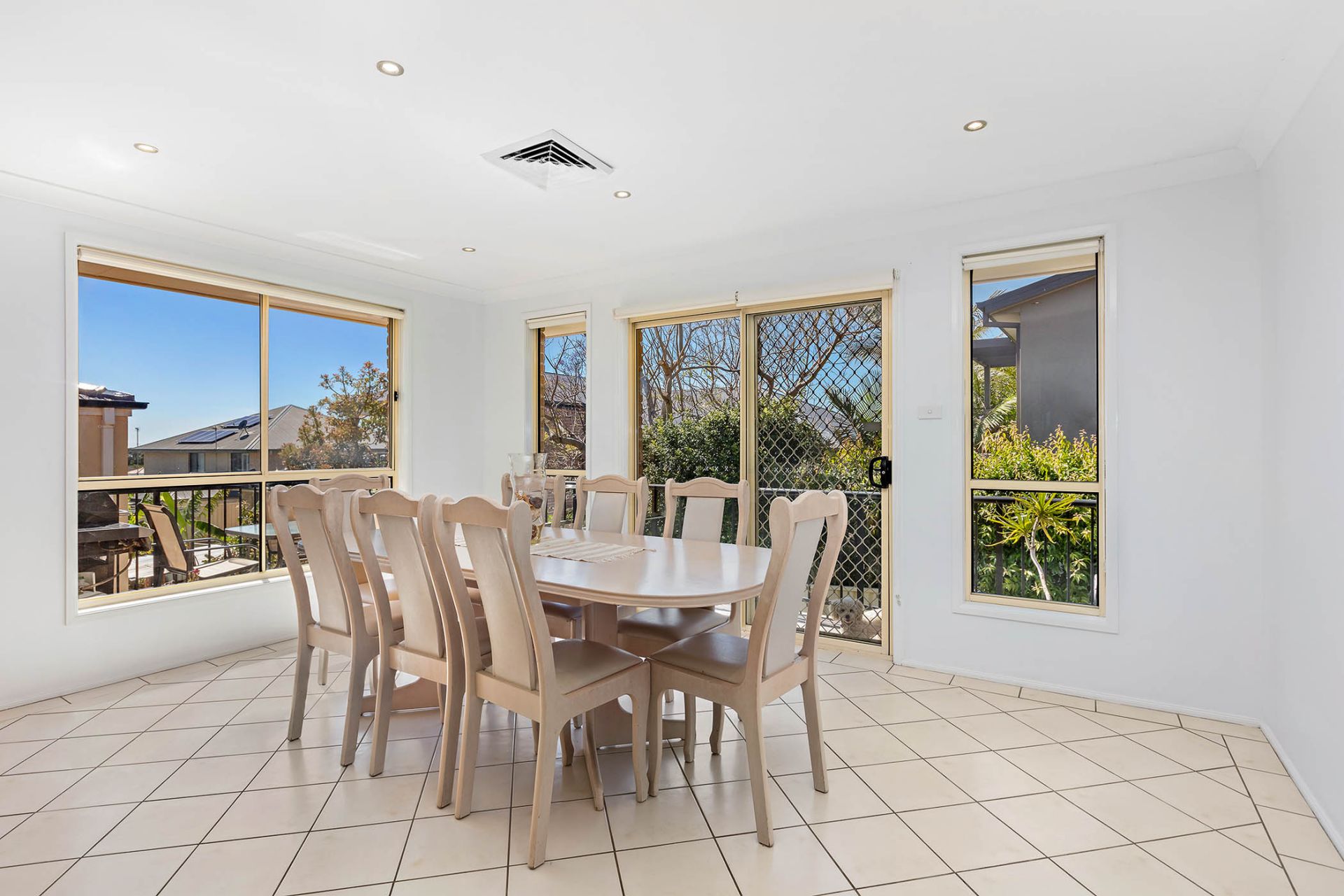 Real Estate For Lease 4 Lord Howe Avenue Shell Cove , NSW