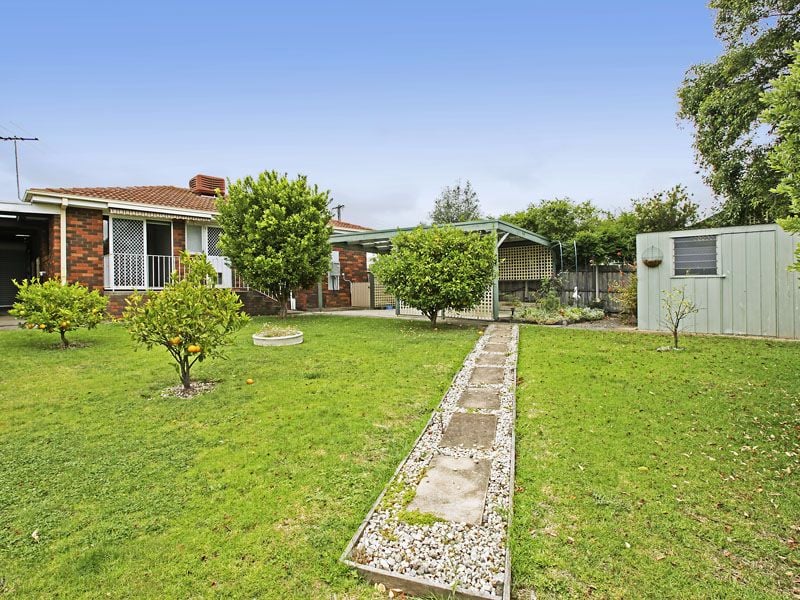 Real Estate For Sale 18 Ainslie Avenue Grovedale , VIC