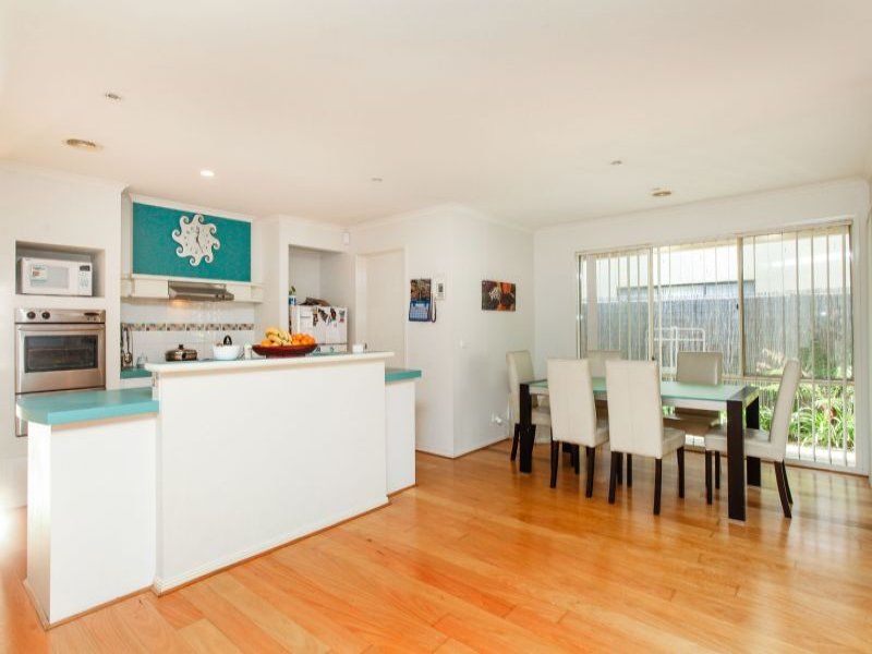 3 Lake Eyre Place, Caroline Springs - Thumbnail 3