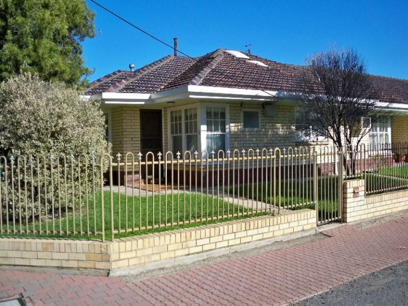 1/17 Partridge Street, GLENELG Taplin Real Estate