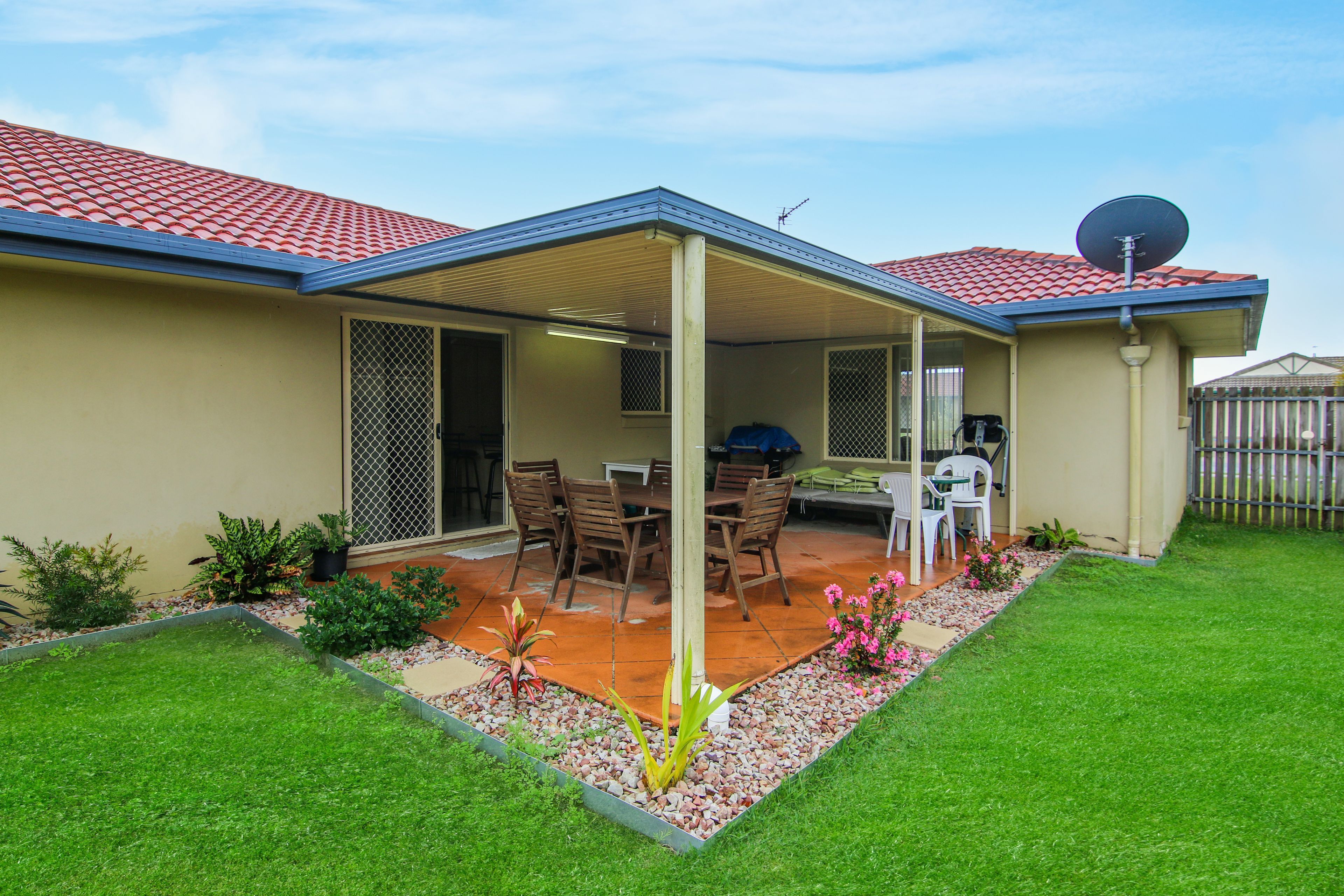 Sold property Sold Price for 98 Endeavour Way Eli Waters , QLD 4655