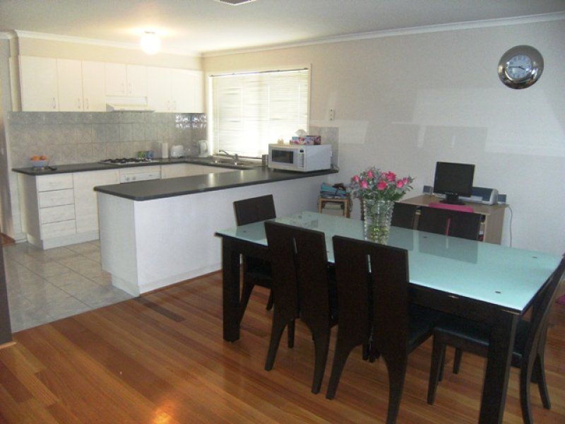 13 Roycroft Avenue, Burnside - Thumbnail 5