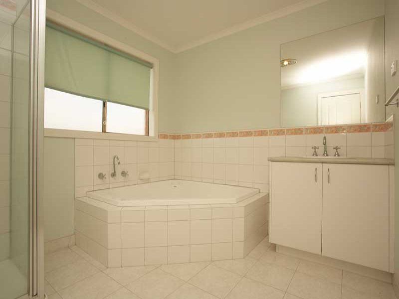 9 Illawong Terrace, Burnside - Thumbnail 7