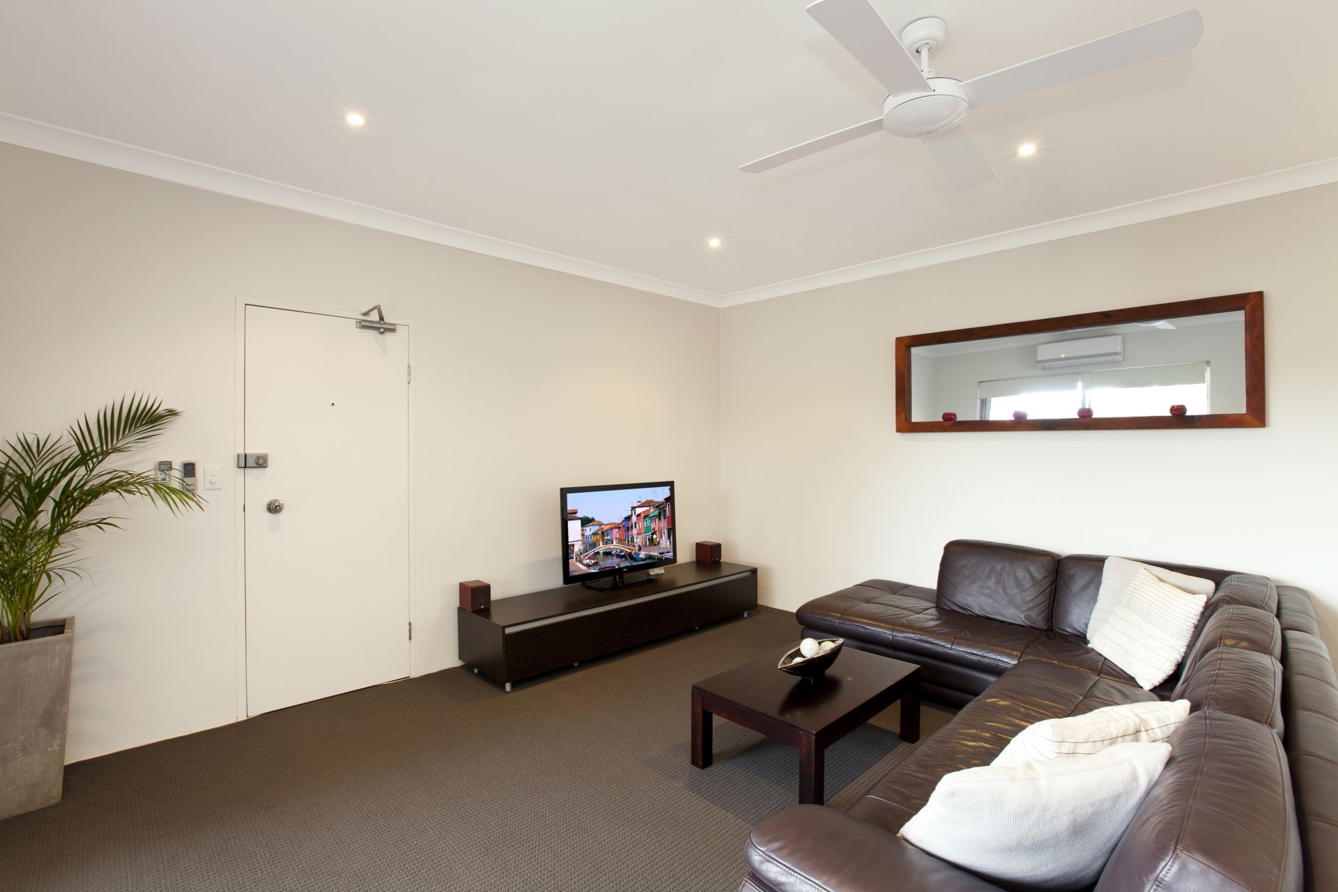 12/13-17 Miranda Road, Miranda, Miranda - Thumbnail 3