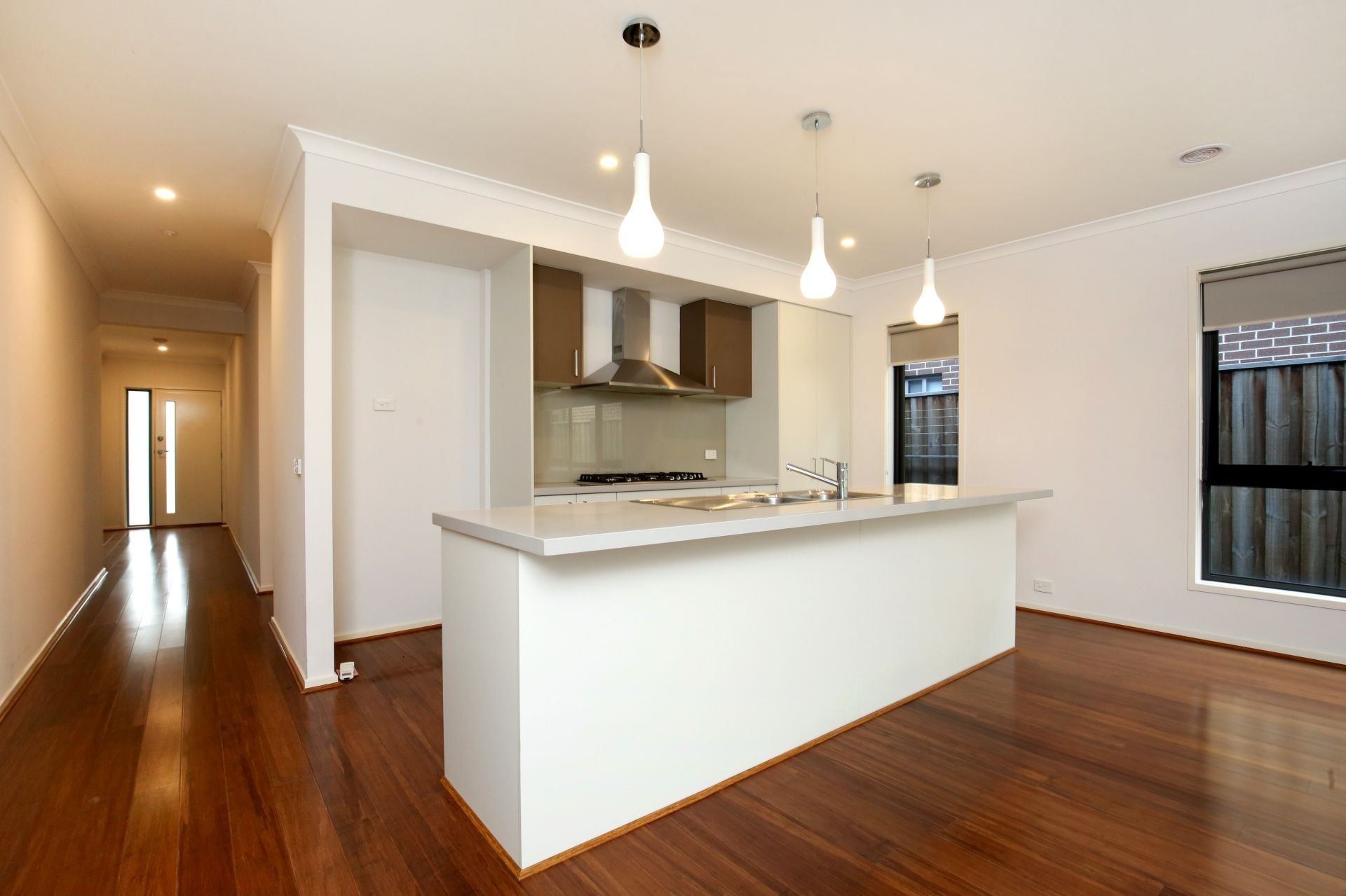 LOVELY LARGE FAMILY HOME