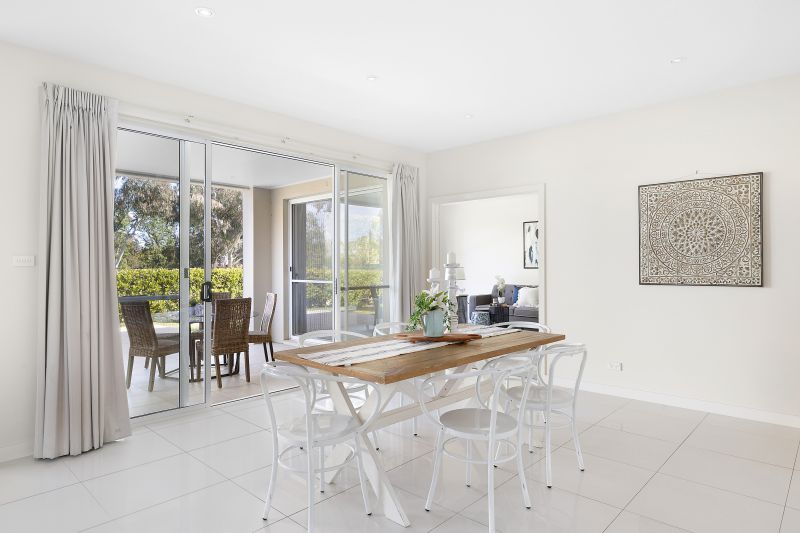 Real Estate For Sale 34 Benaroon Circuit Amaroo , ACT