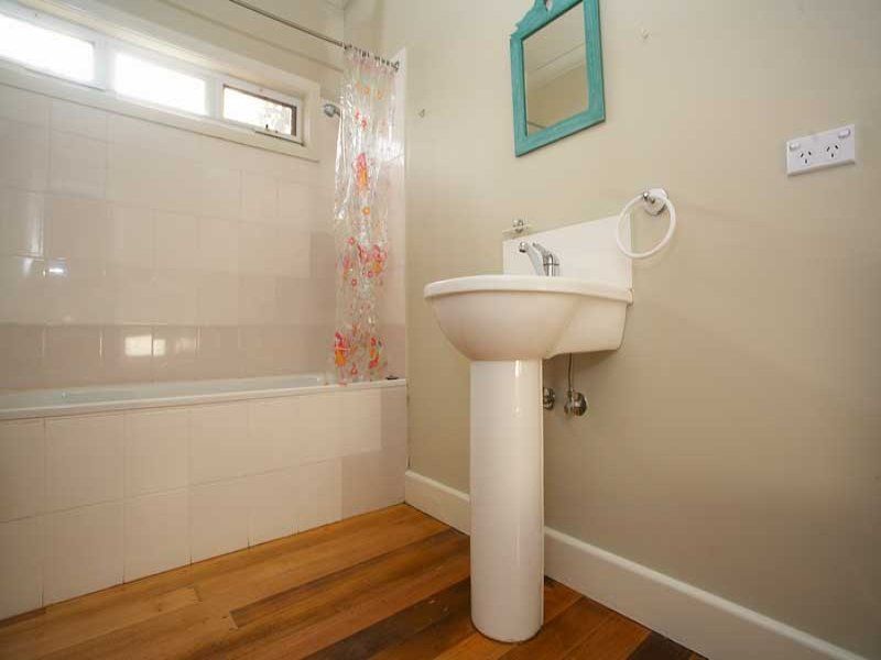 50 Dove Avenue, Altona - Thumbnail 6