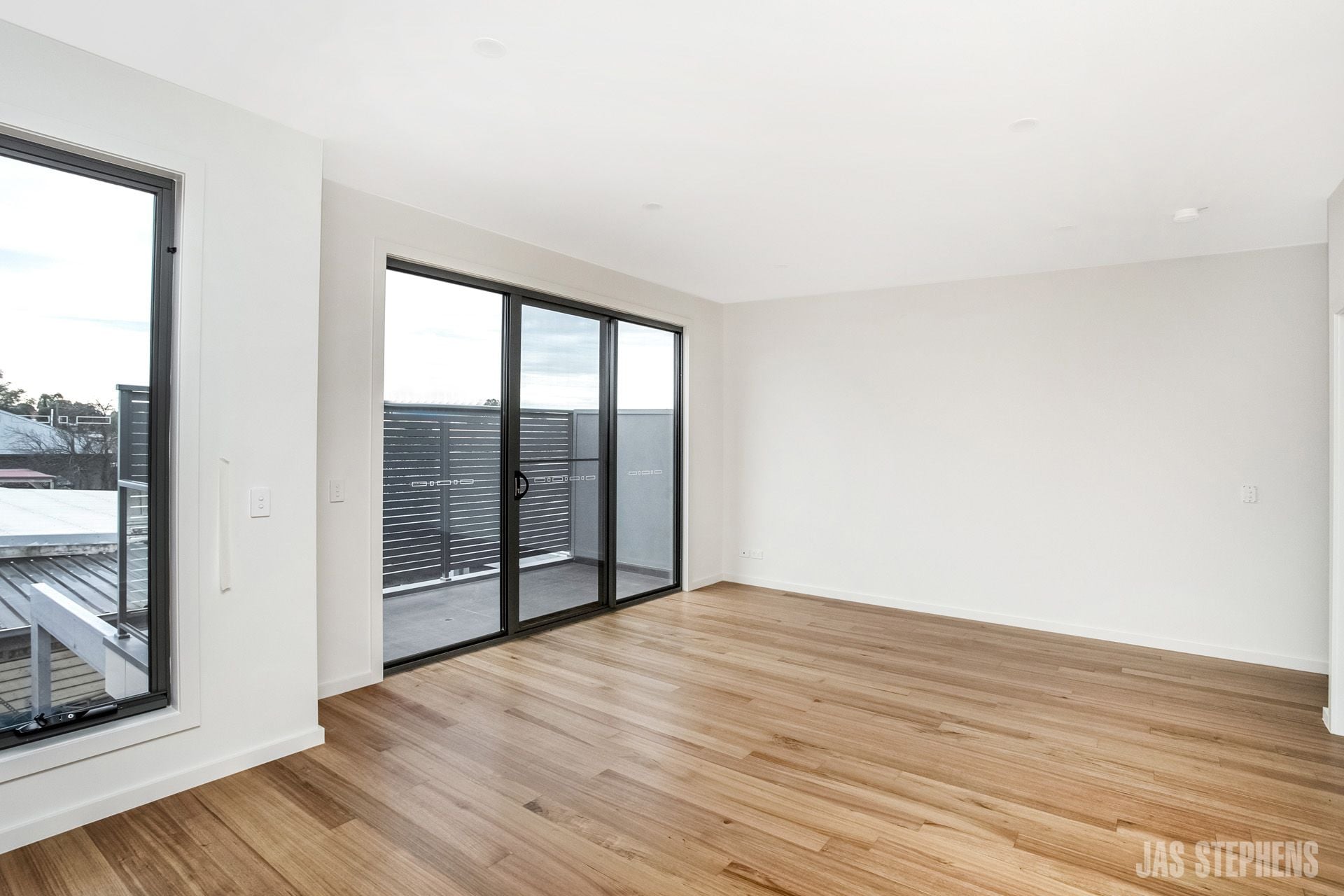 2/4 Garnet Street Sunshine North VIC, Sunshine North - Thumbnail 4