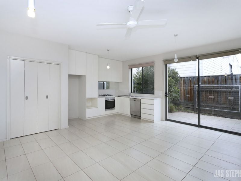 2 Stony Lane WEST FOOTSCRAY VIC, West Footscray - Thumbnail 2