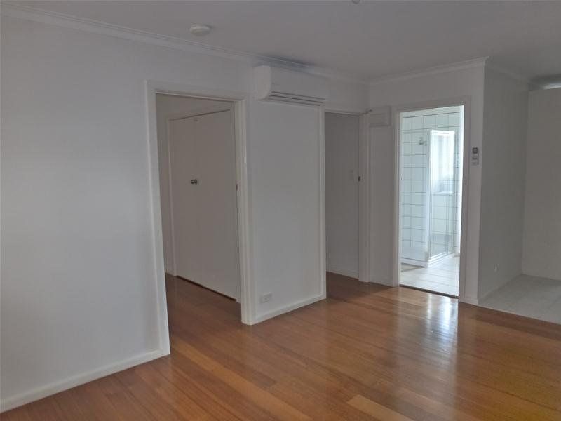 Comfortable Living In A Great Location!