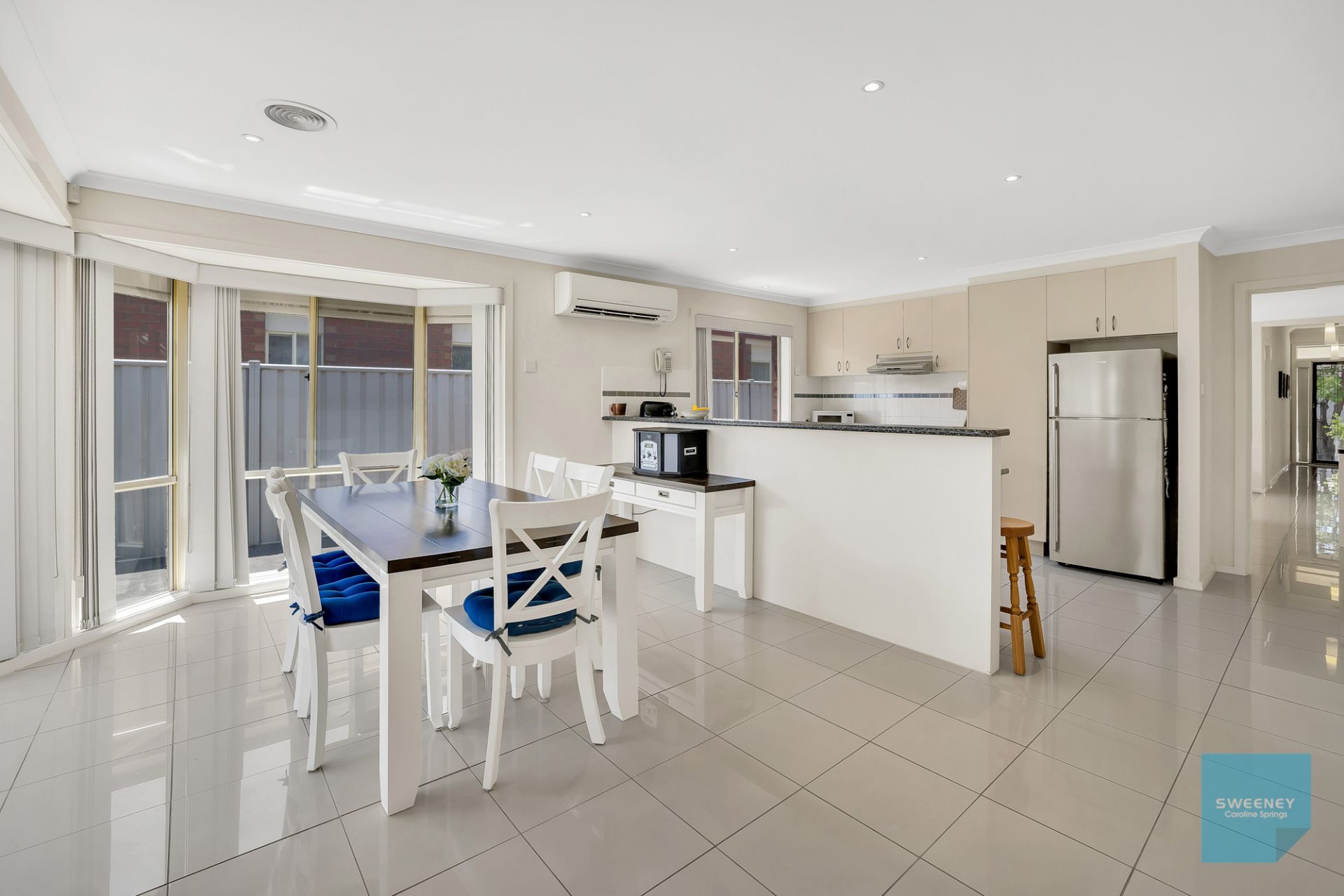 8 Morwell Gardens, Caroline Springs - Thumbnail 4