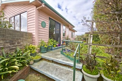 15 Adina Place, East Devonport, East Devonport - Thumbnail 2
