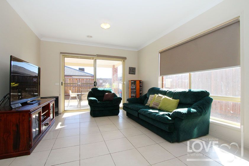 Sensational Floorplan And Offering 4 Bedrooms