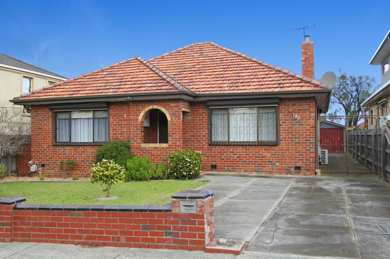 180 Dundas Street, Thornbury