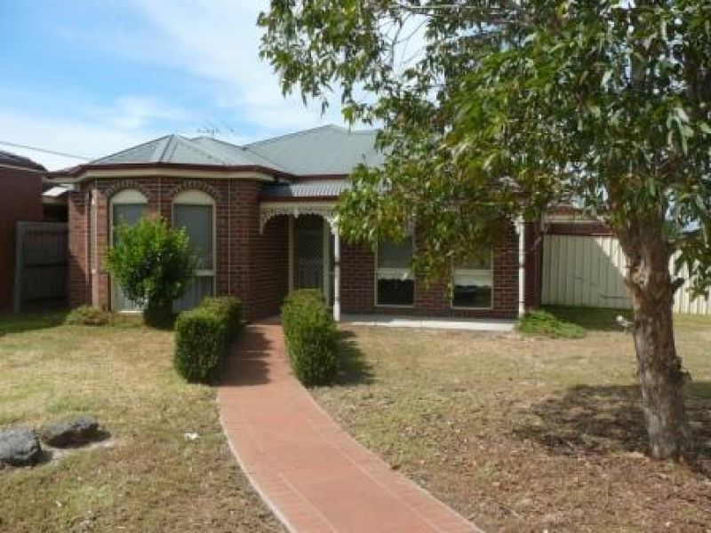 8 Stokes Court, Point Cook - Thumbnail 2