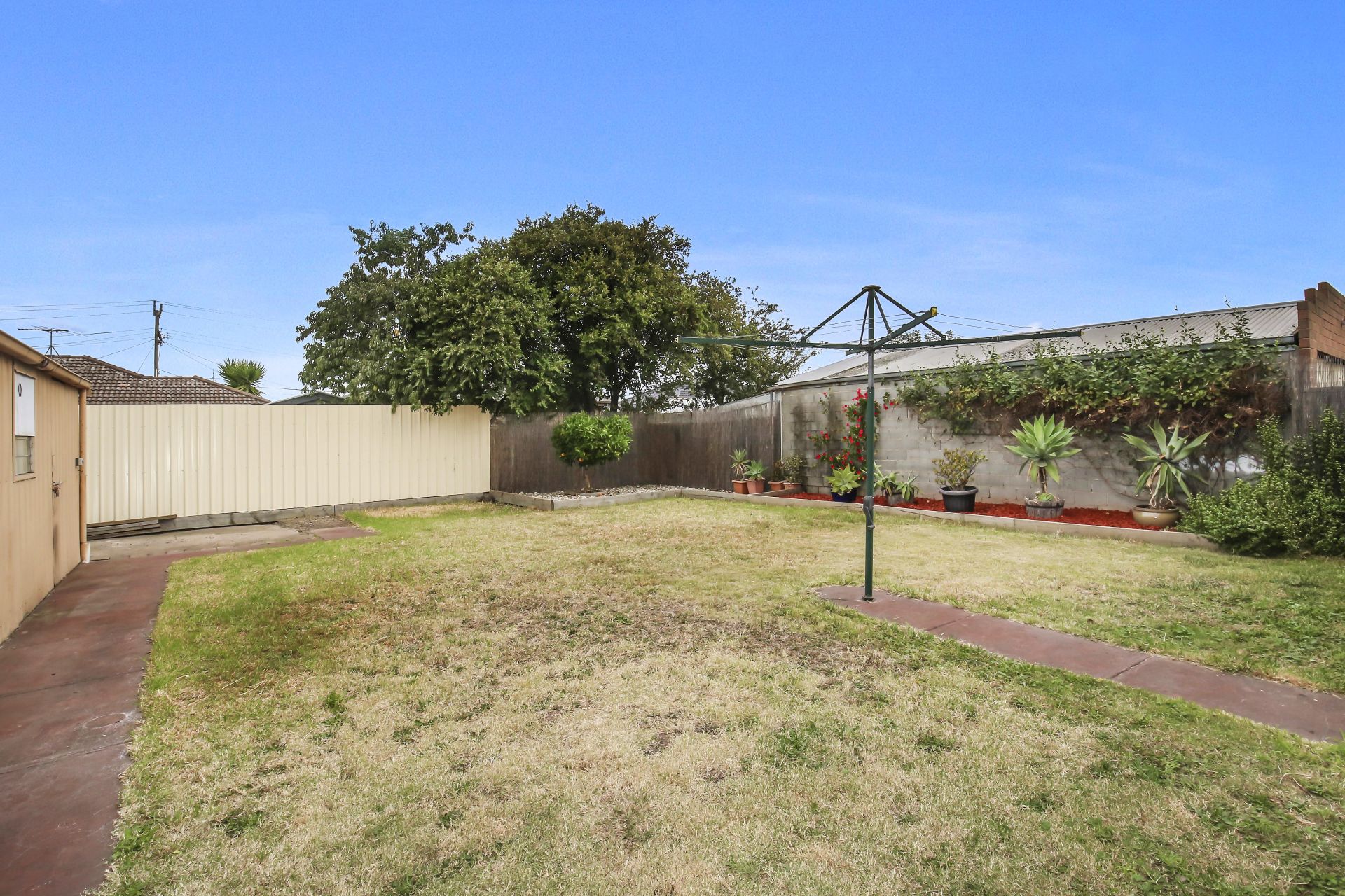 Real Estate For Sale 9 Mindoro Crescent Lalor , VIC