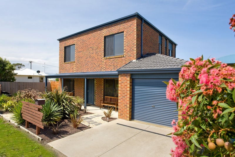 22 Diana Street, Apollo Bay, VIC, Apollo Bay - Thumbnail 2