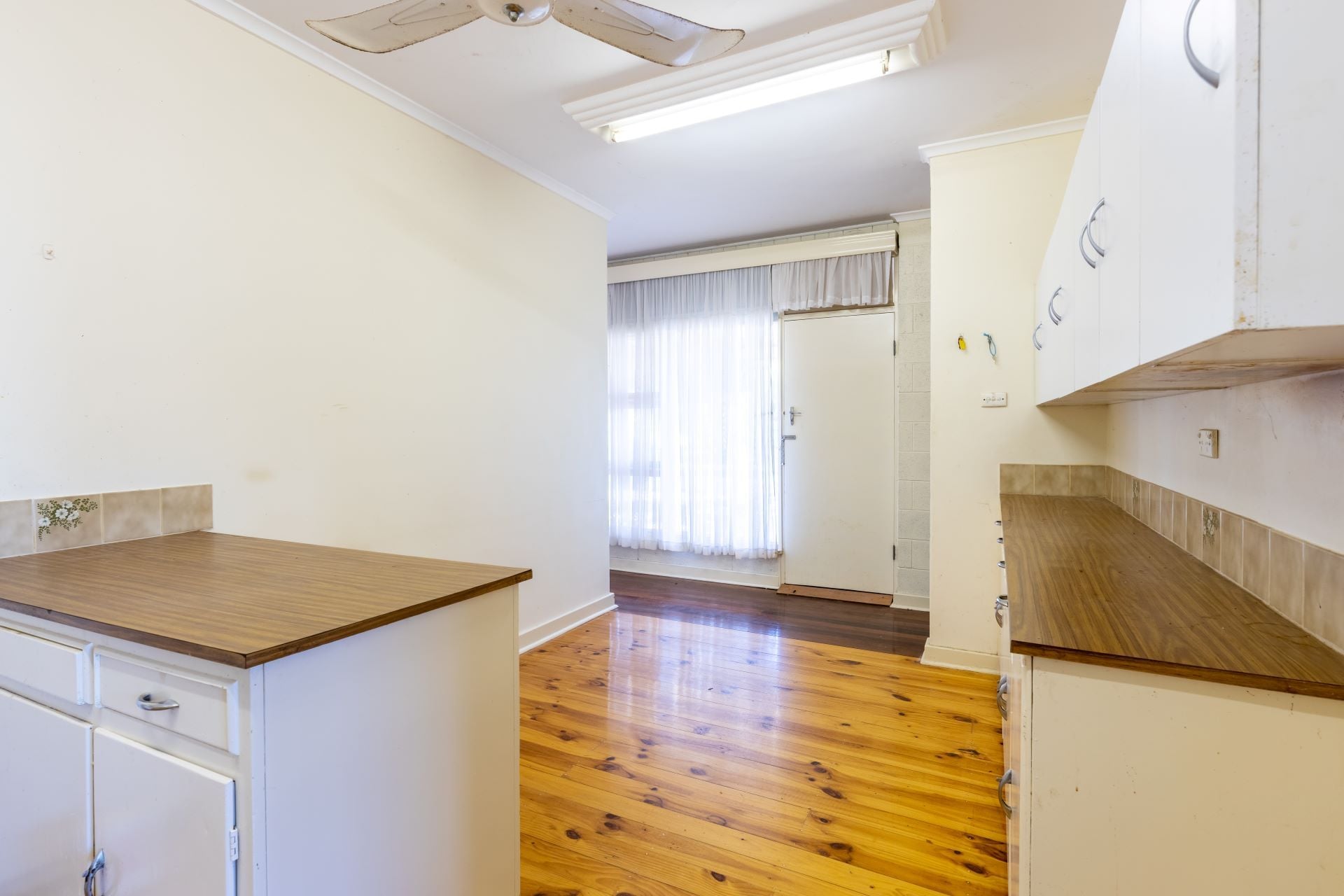 12 Spencer Highway Port Broughton SA, Port Broughton - Thumbnail 5