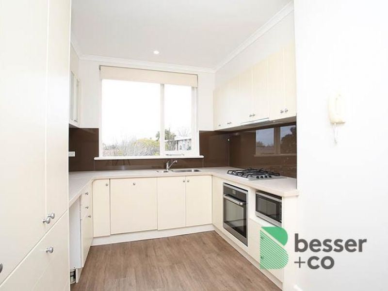 14/119 Brighton Road, Elwood - Thumbnail 4