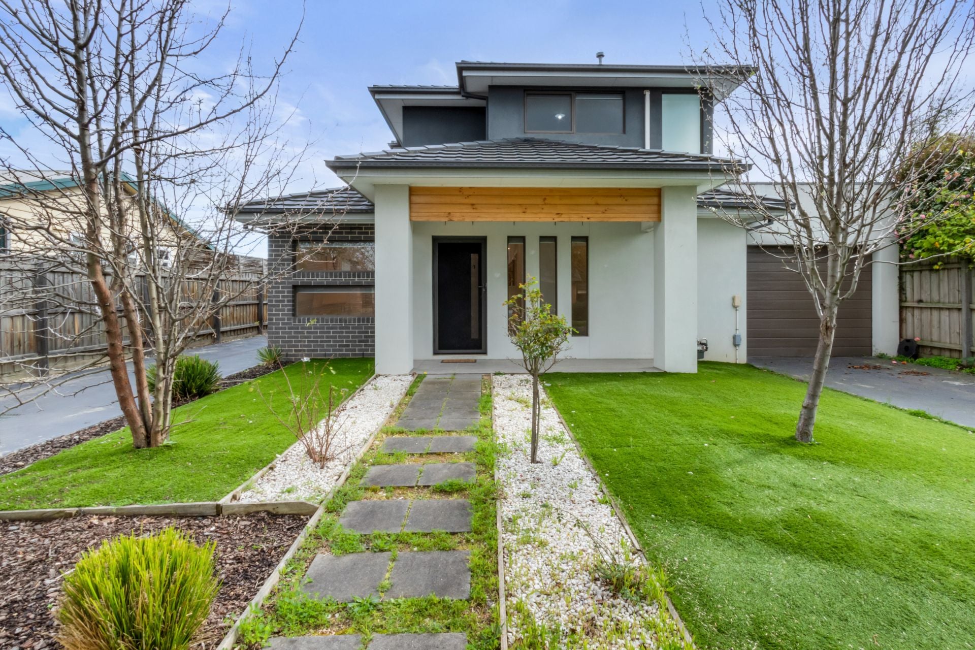 DELIGHTFUL 3 BEDROOM HOUSE IN RESERVOIR