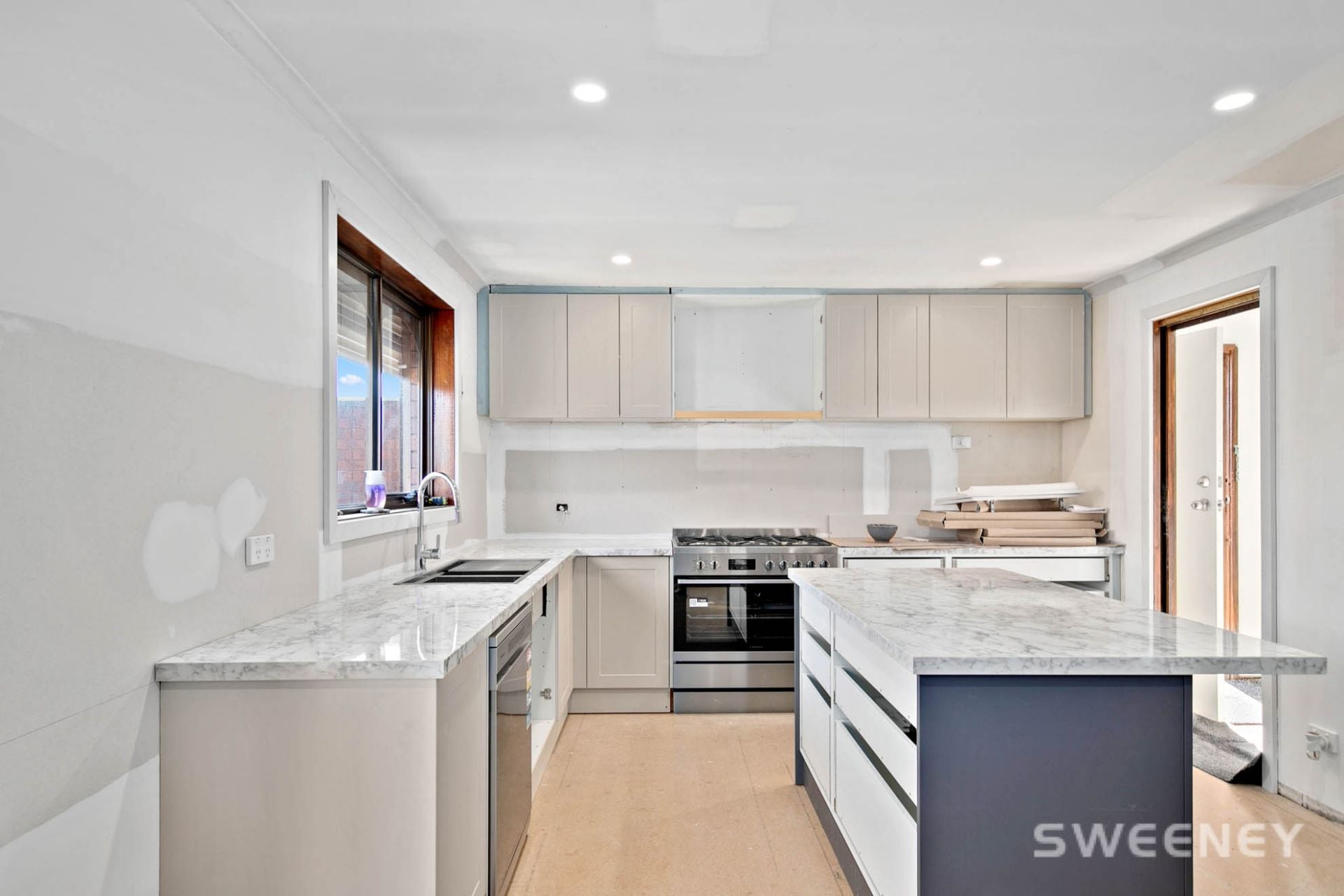 39 Oakdene Grove South, Altona Meadows - Thumbnail 5