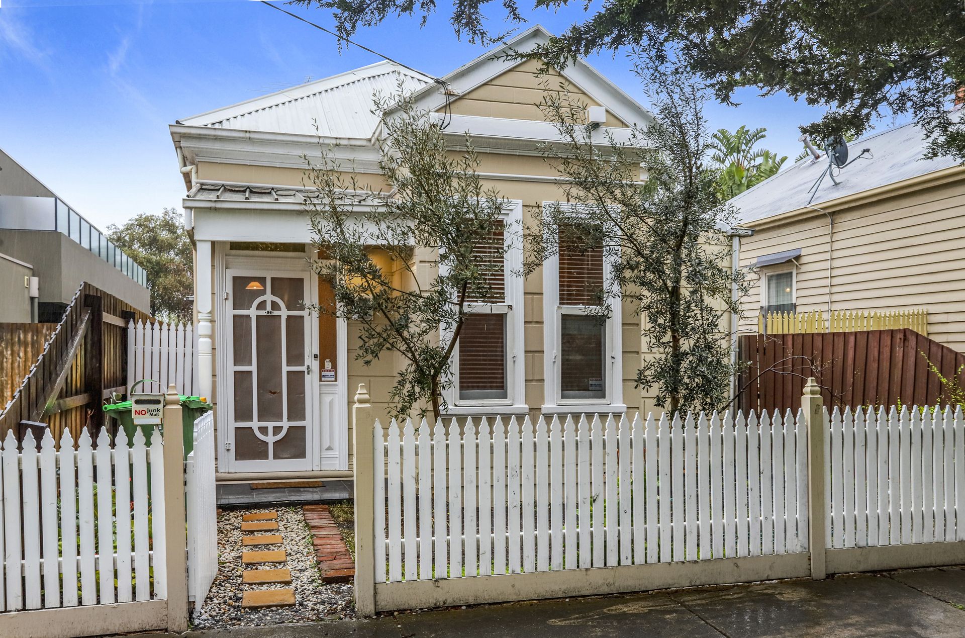 96 Commercial Road Footscray VIC, Footscray - Thumbnail 2
