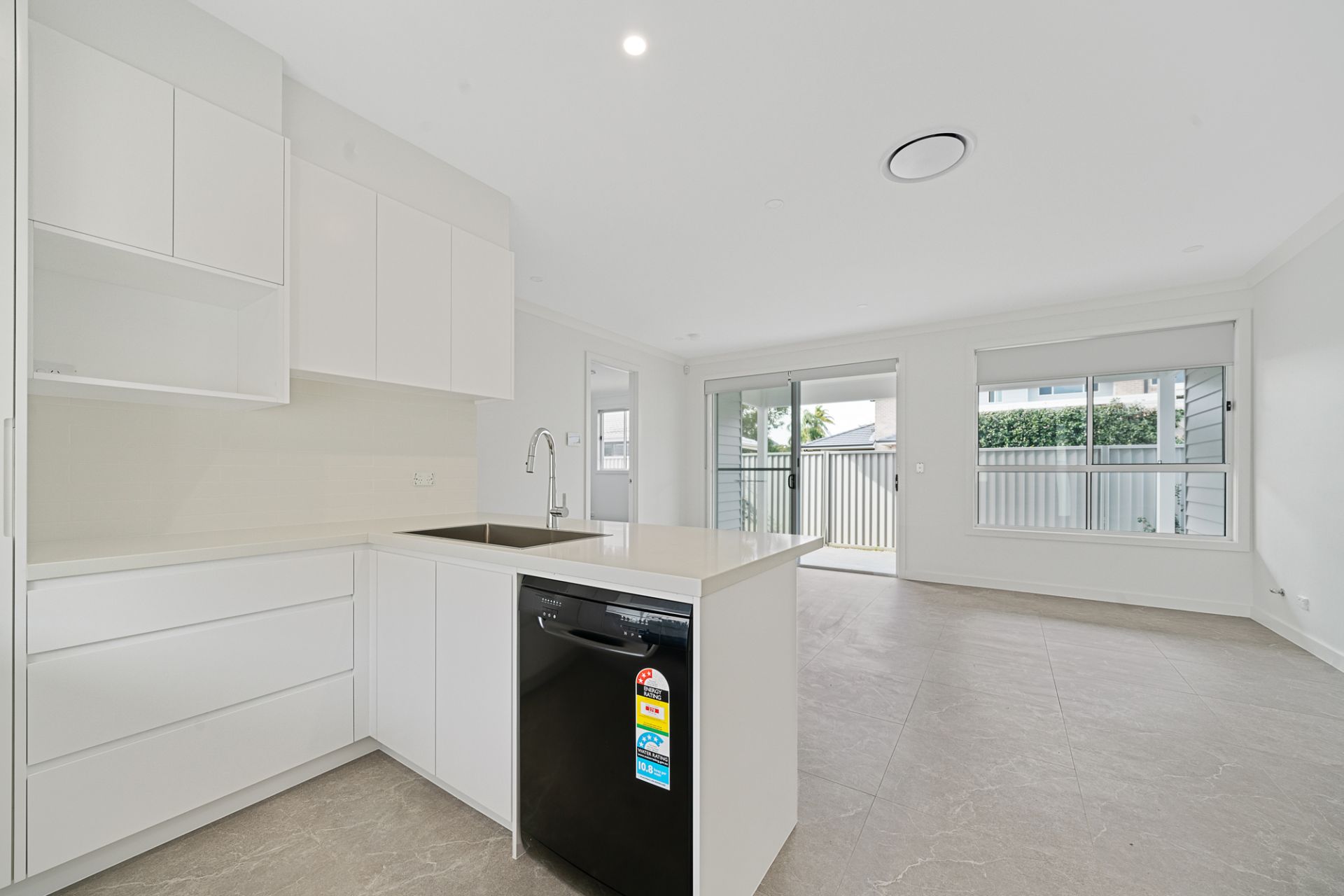 2/37 Paul Street Umina Beach NSW, Umina Beach - Thumbnail 6