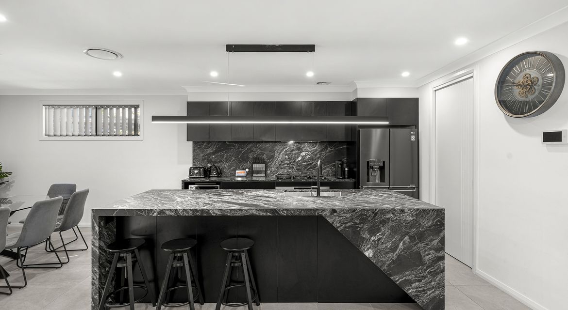 Austral 10 Crusader Street