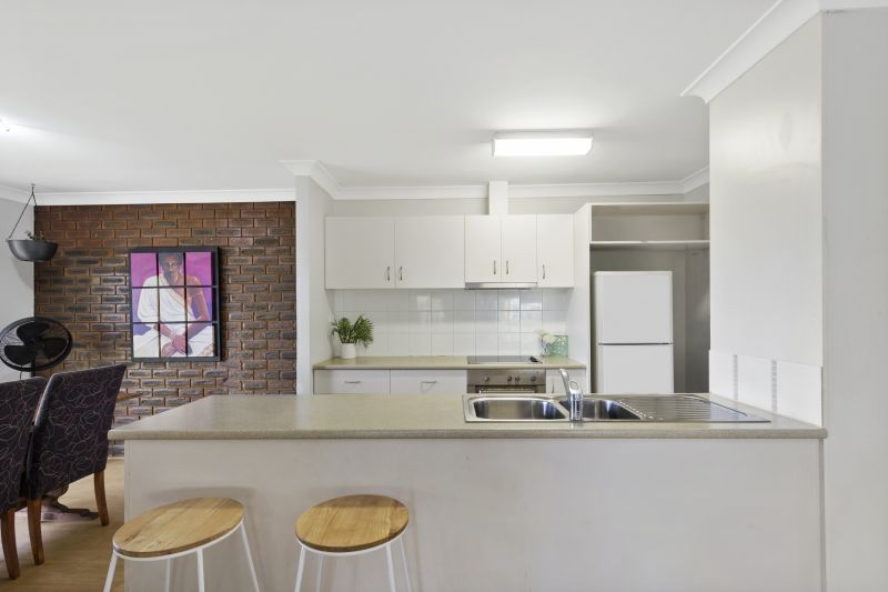 8/490 Nerang Road, Ashmore - Thumbnail 4