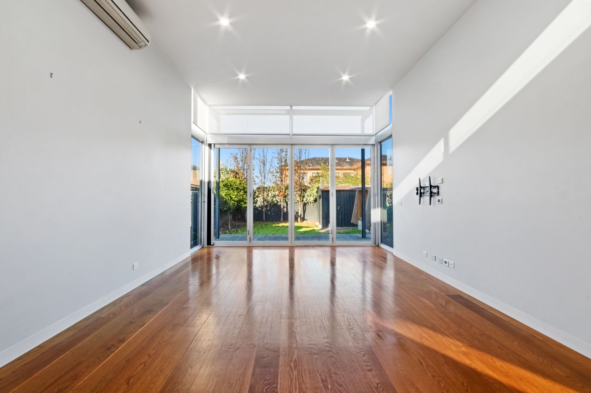 Beautifully Presented 3 Bedroom Home!