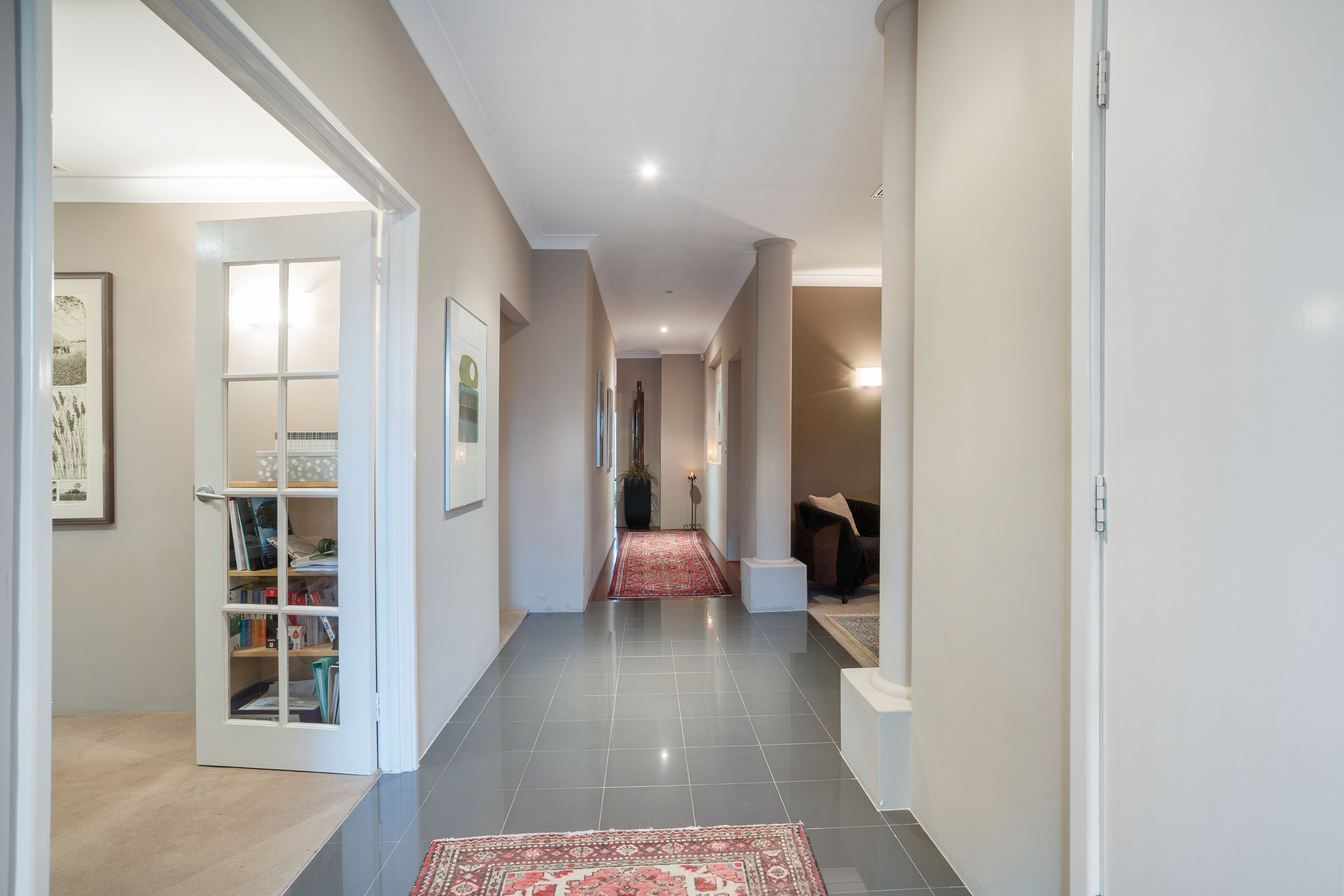 Real Estate For Sale 92 Dumbarton Road Canning Vale , WA