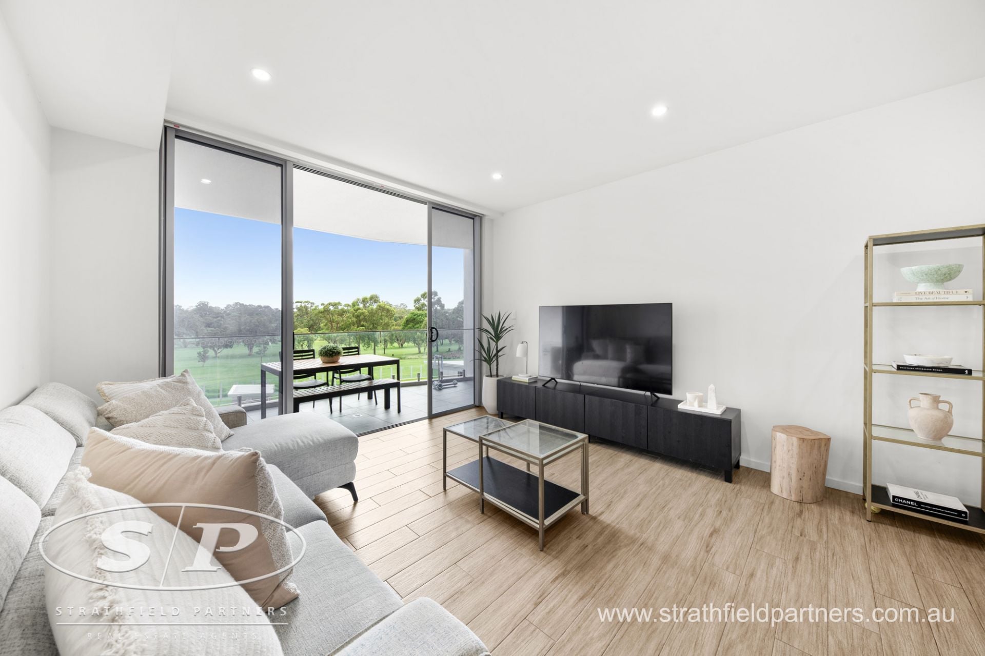 A207/86 Centenary Drive Strathfield NSW, Strathfield - Thumbnail 2
