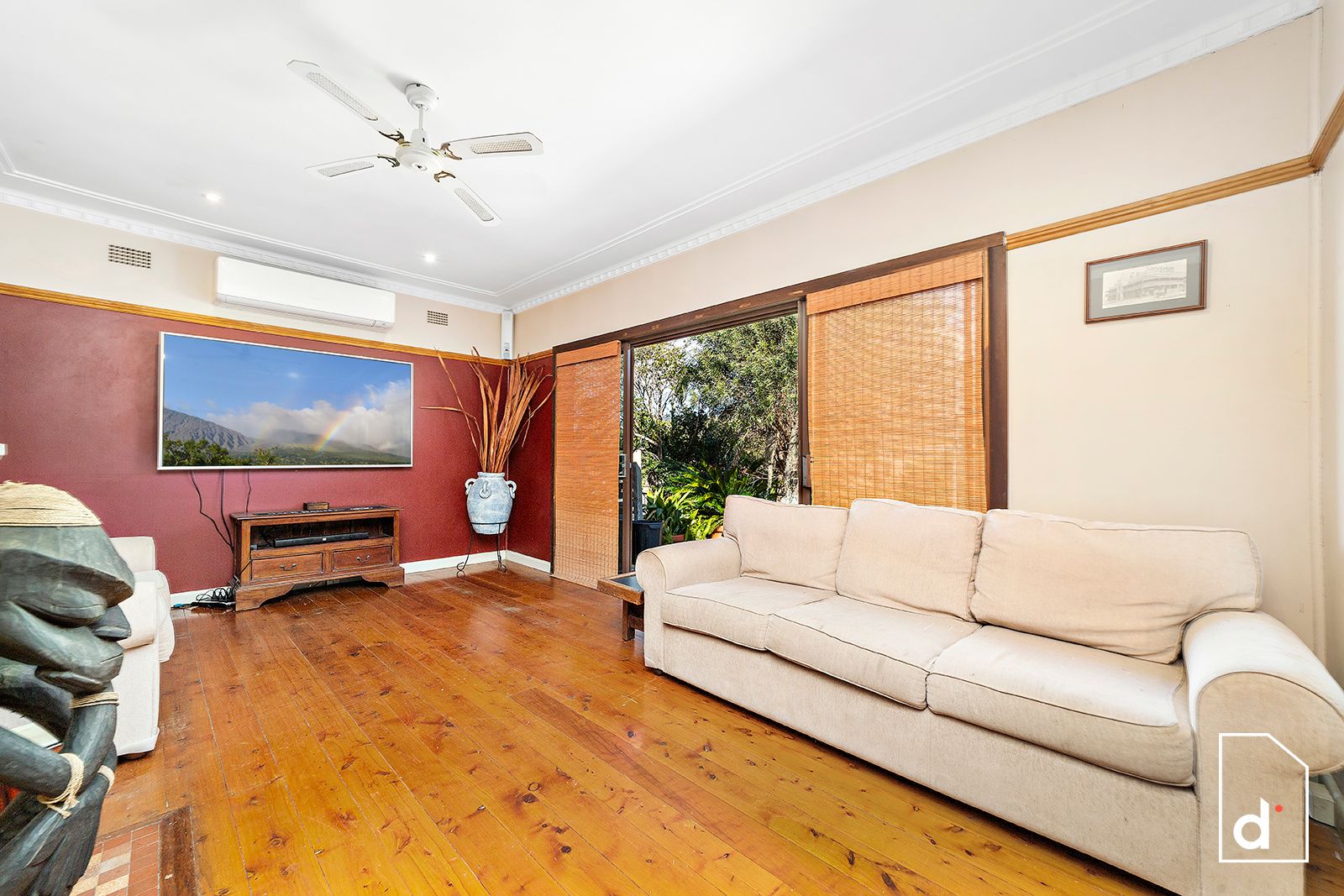 143 Princes Highway, Bulli NSW