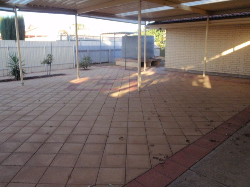  Whyalla Jenkins 5609