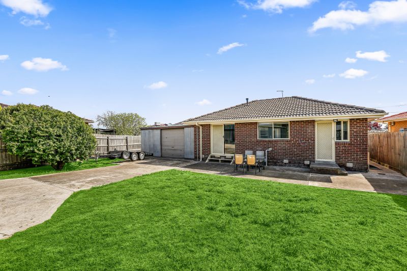 12 Charlton Place, Thomastown