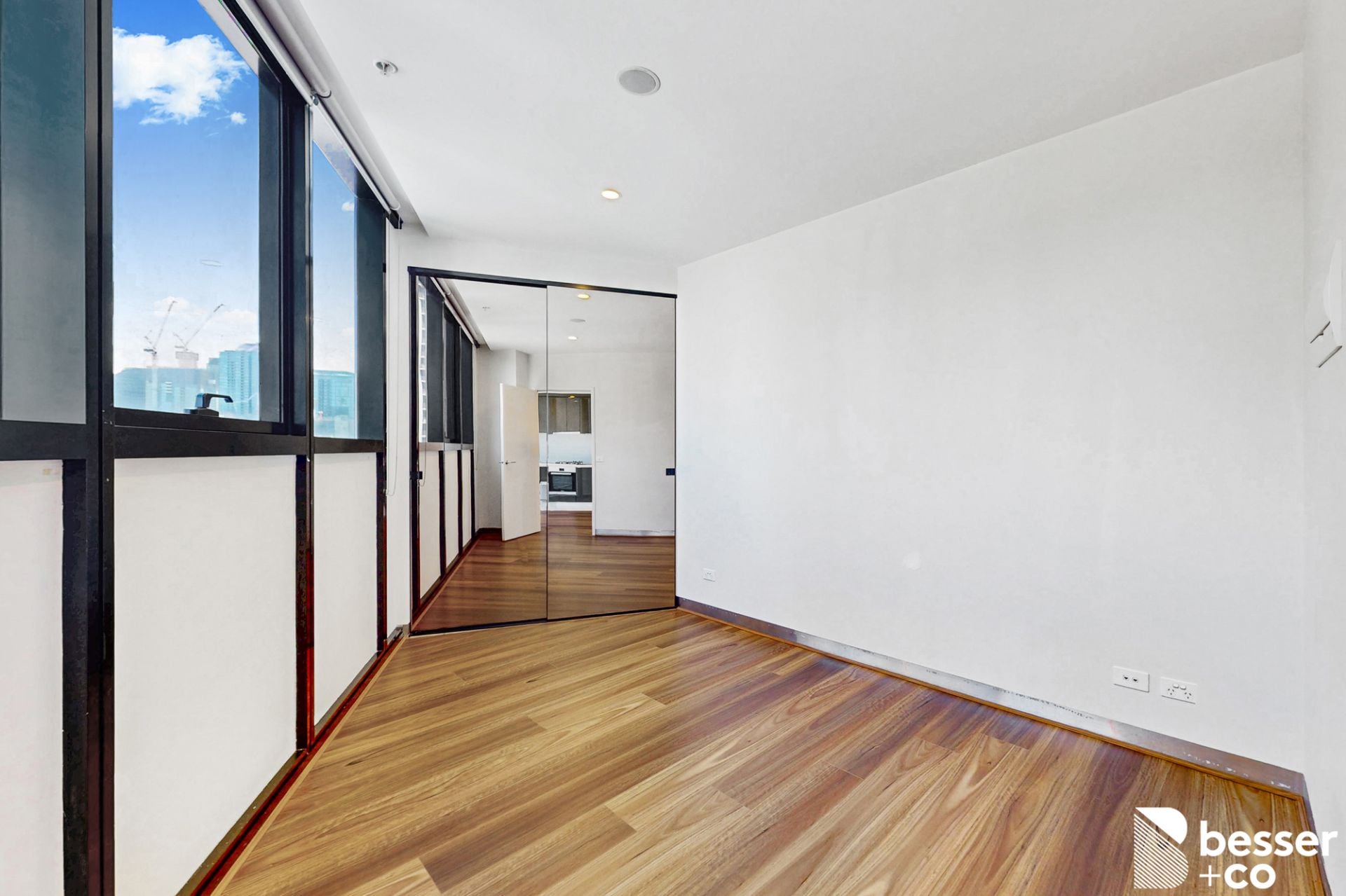 1405/33 Clarke Street, Southbank - Thumbnail 8