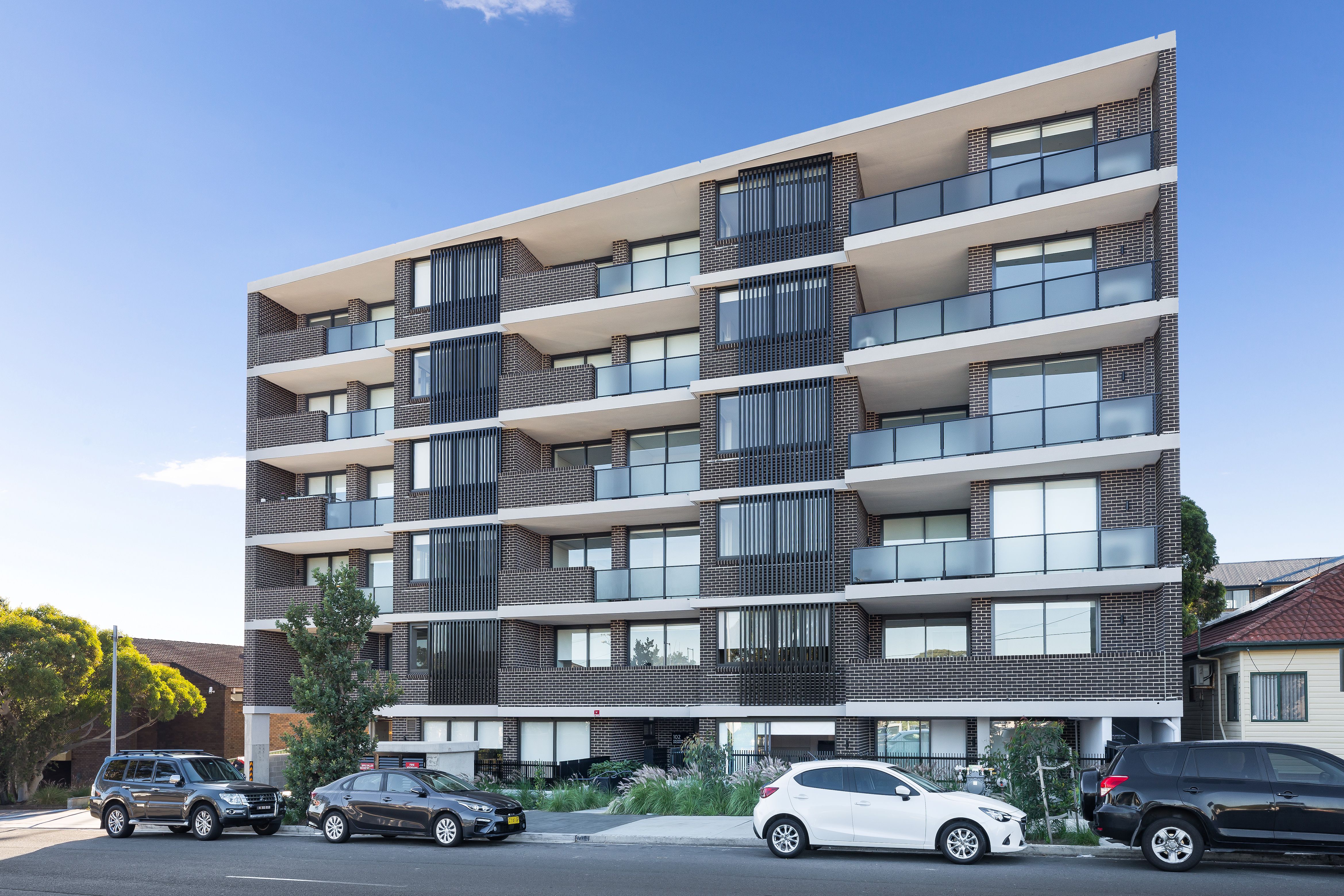 405/102-104 Caldarra Ave ENGADINE 2233