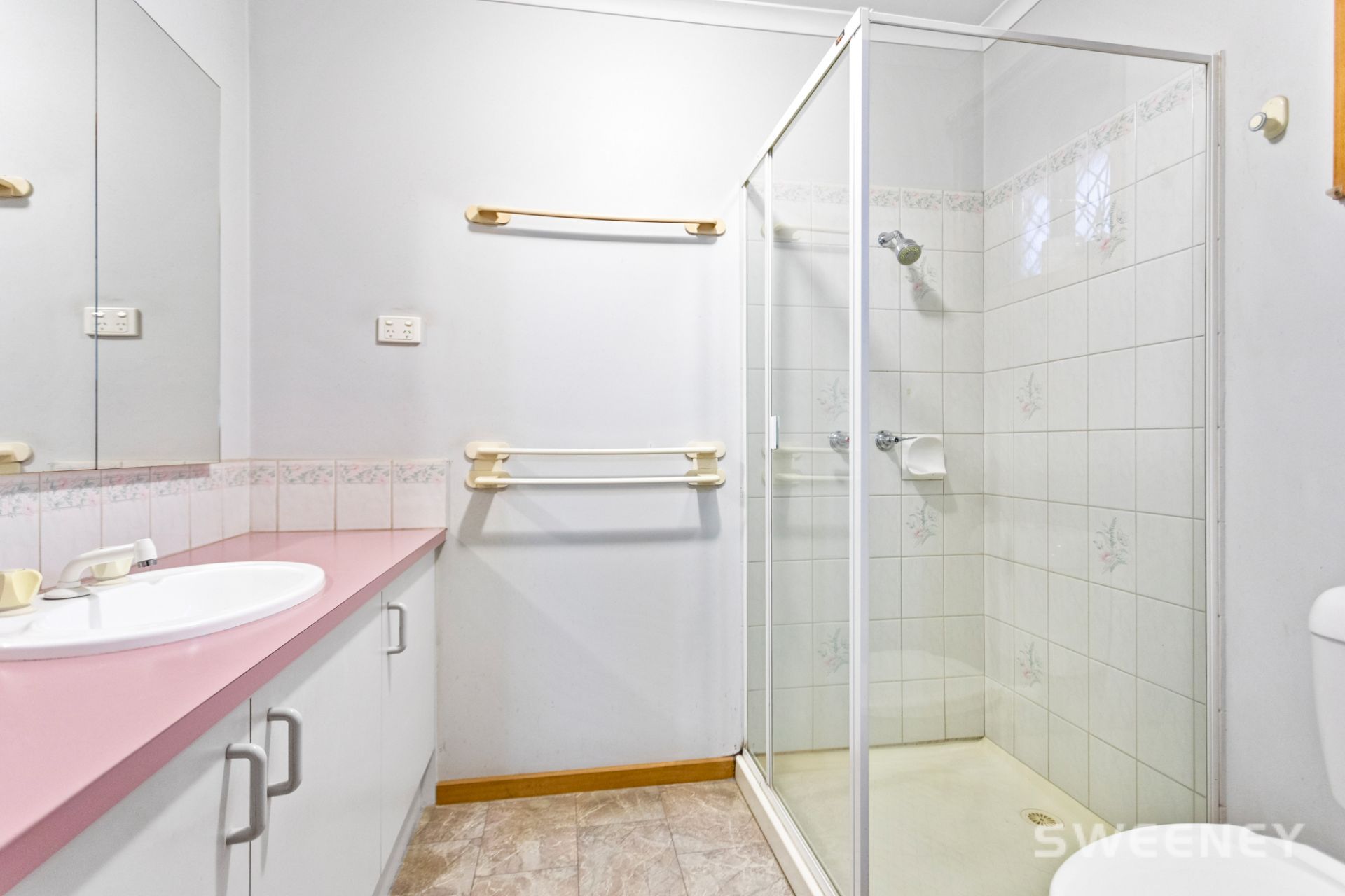 13 Hibiscus Court, Altona Meadows - Thumbnail 8