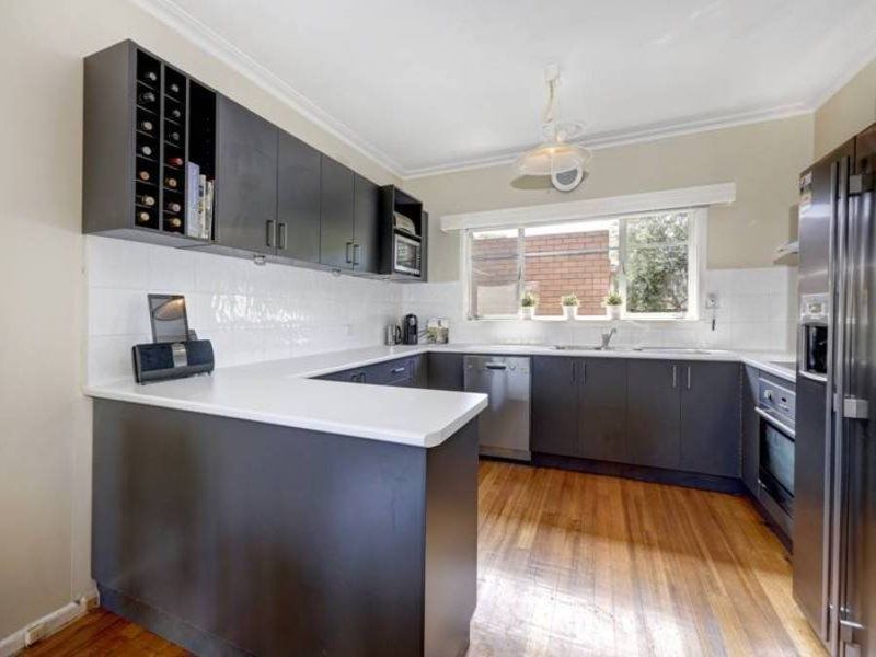 1 Dean Court, Altona North - Thumbnail 7