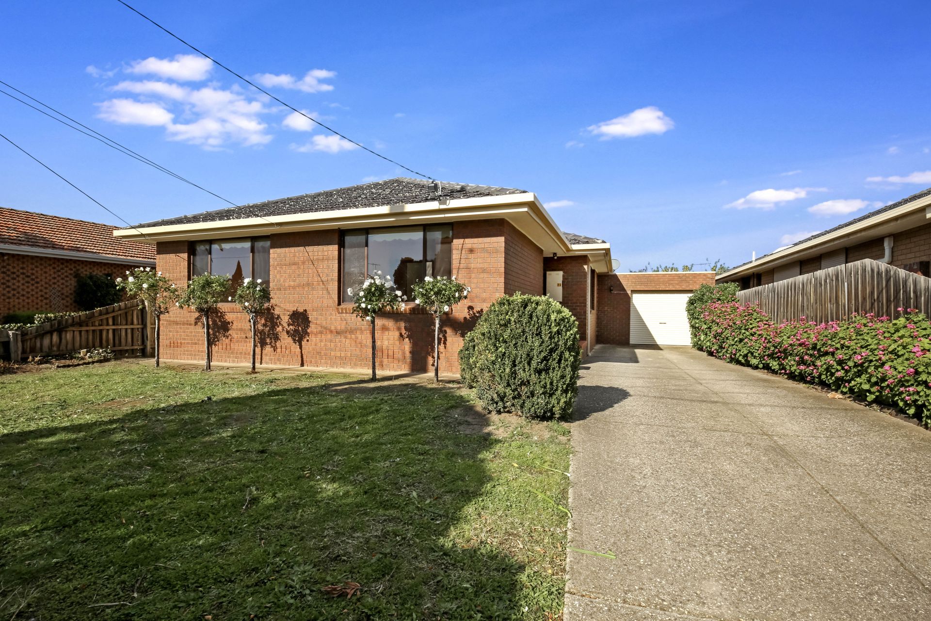 NEWLY RENOVATED IN IMPECCABLE CONDITION