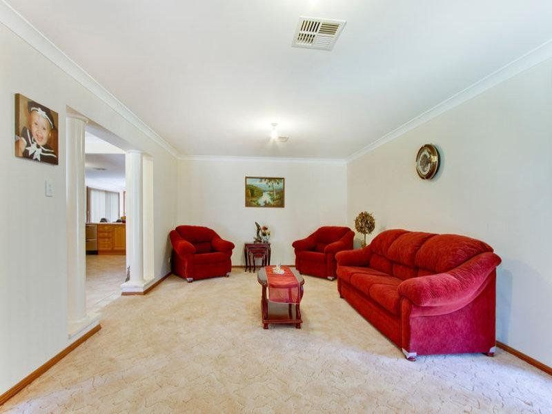 80 Cherrybrook Chase, Londonderry - Thumbnail 8