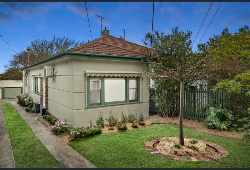 31 Aileen Avenue, Caulfield South - Thumbnail 6
