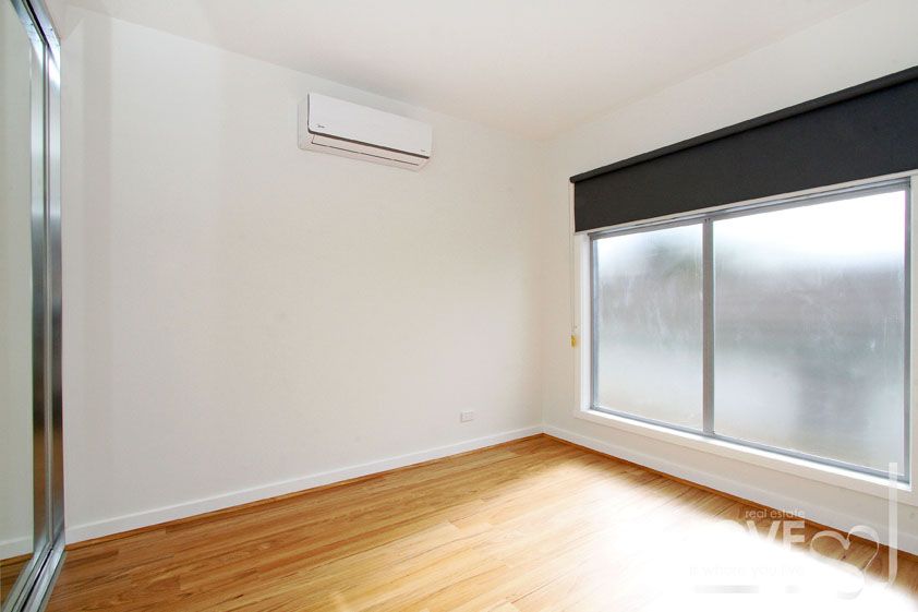 Stylish Design With Own Street Frontage