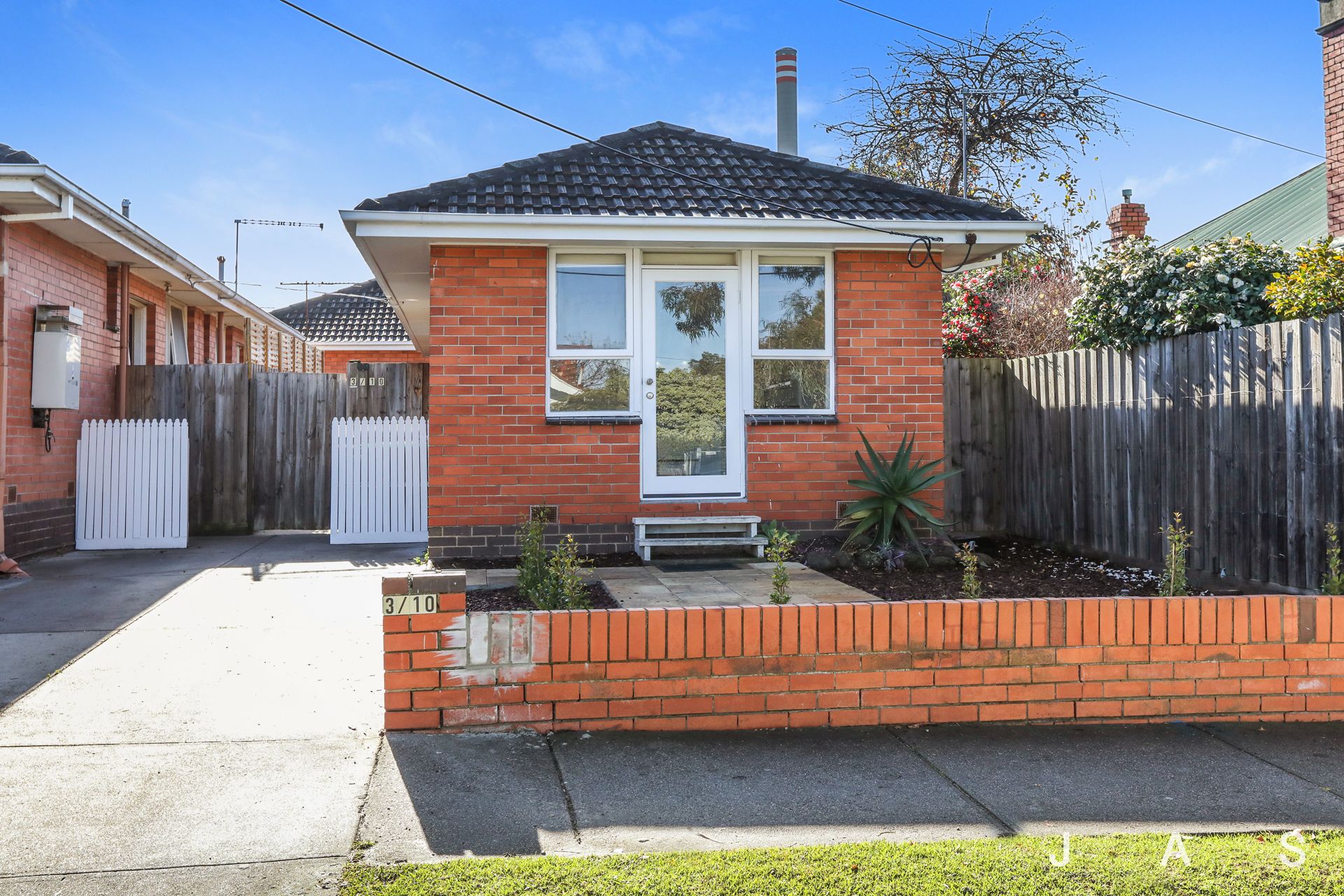 3/10 Peel Street Newport VIC, Newport - Thumbnail 2