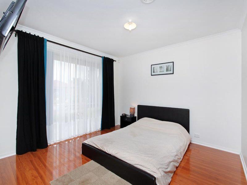13 Cuthbert Place, Burnside - Thumbnail 8